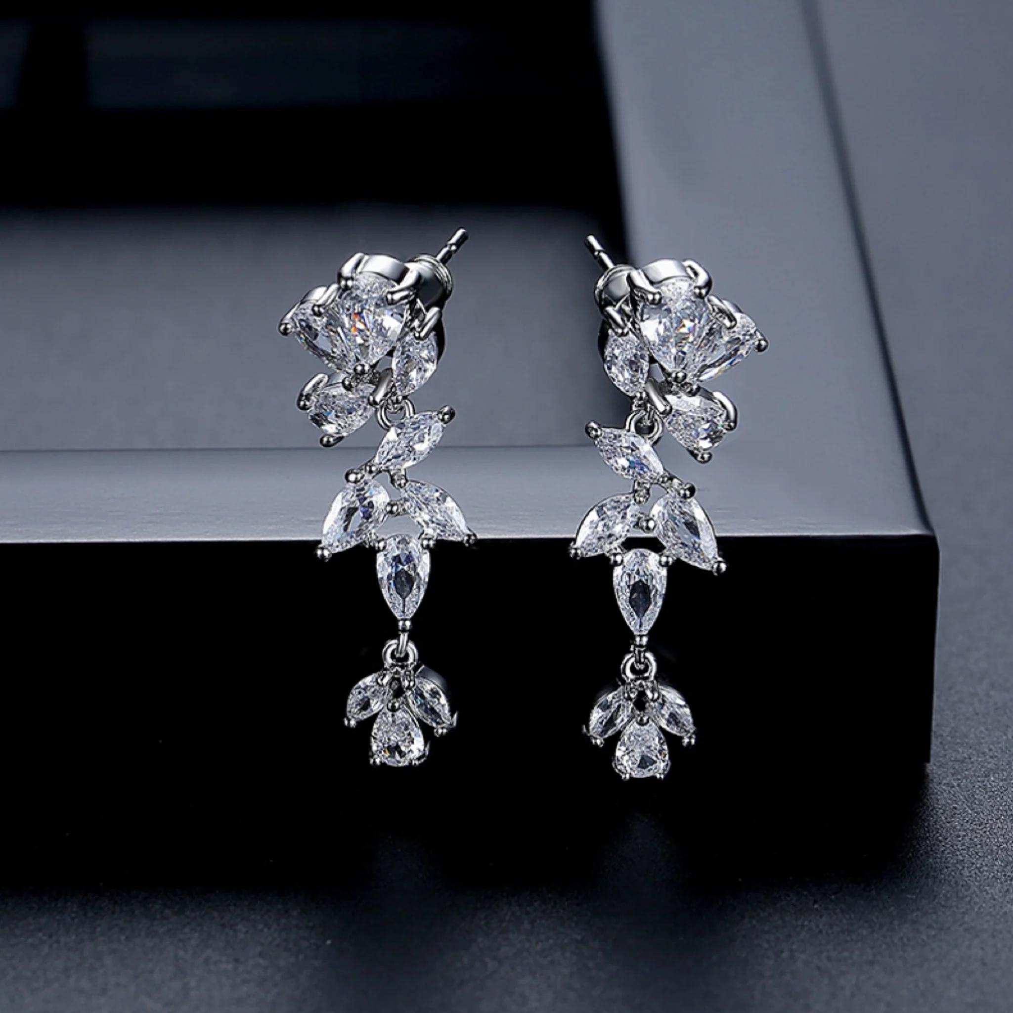Luxury cut marquisTe earring - SILVER - Image 3
