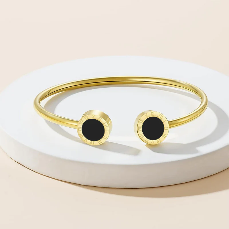 SQUARED ONYX BANGLE BRACELET - GOLD - Image 2