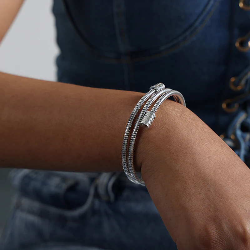 TWISTER BANGLE - SILVER - Image 4